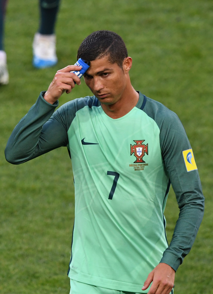 Rookie爆冷击败湖人斯图加特赛后队长鼓劲，C罗新星回归赛场表现惊艳都惊呆了(电竞经理rookie招牌英雄)